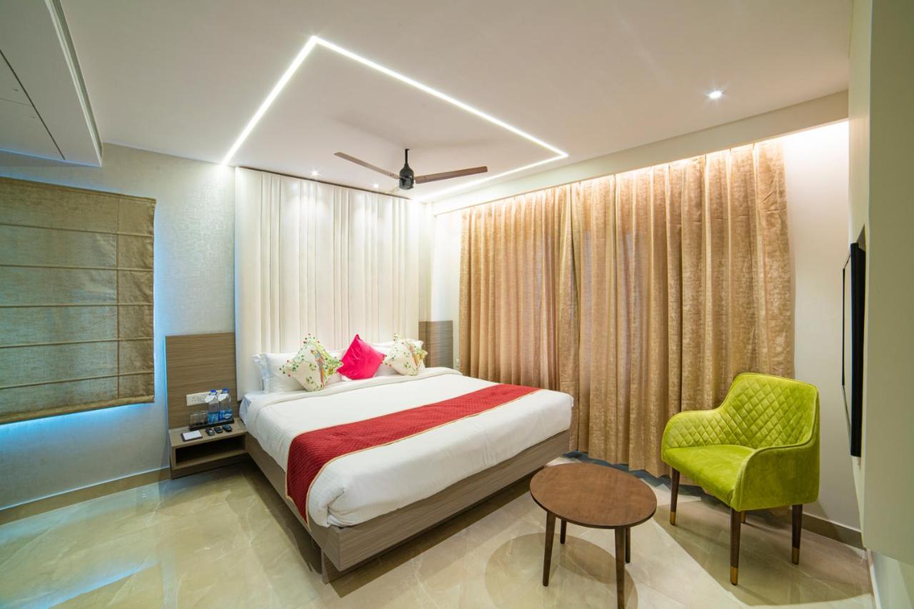 The Beacon Hotel Visakhapatnam Exterior photo