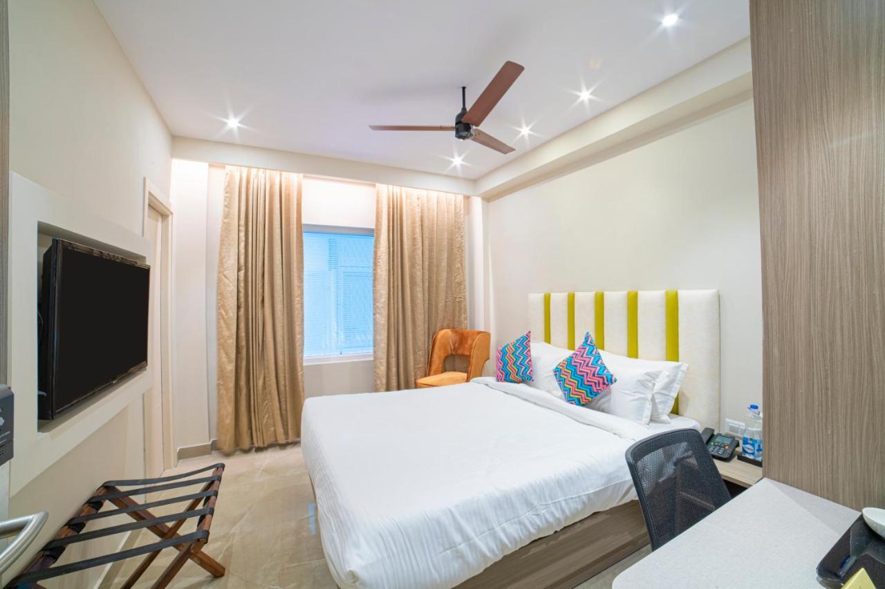 The Beacon Hotel Visakhapatnam Exterior photo