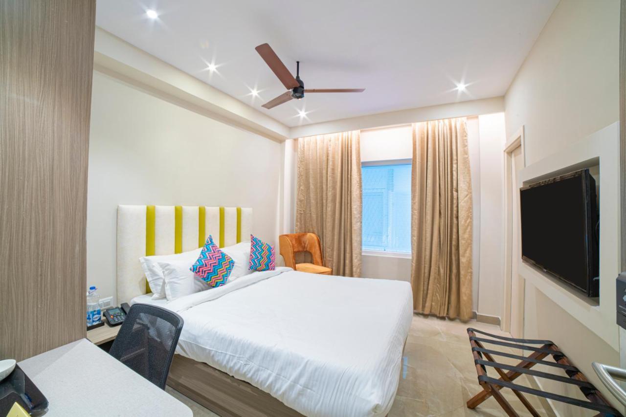 The Beacon Hotel Visakhapatnam Exterior photo