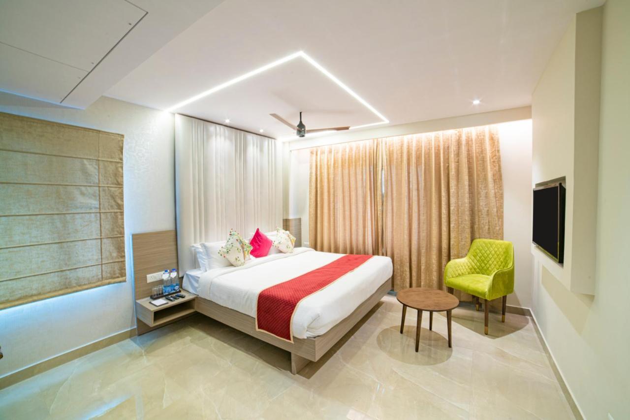 The Beacon Hotel Visakhapatnam Exterior photo